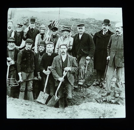unknown excavation team photograph